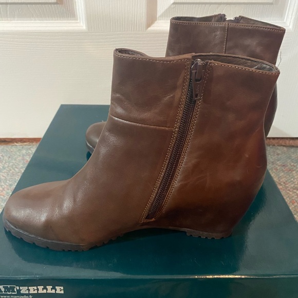 NWT in the box made in FRANCE MAM’zelle size 39 leather Booties - Picture 2 of 8